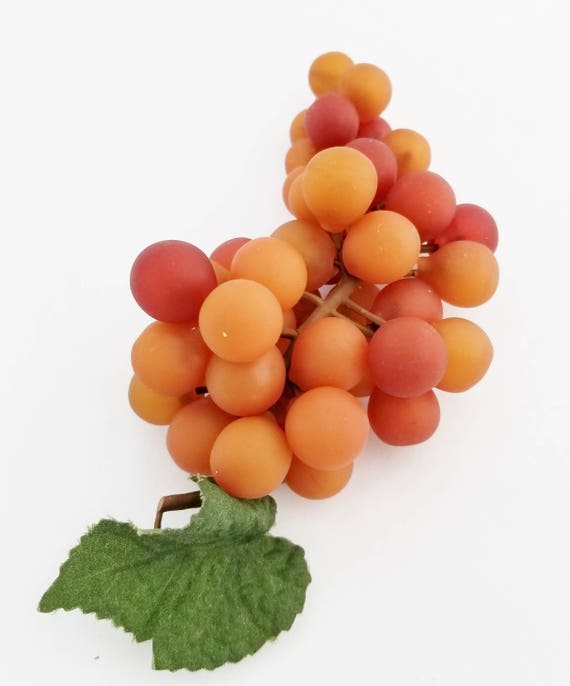 Wreath Fruit Vintage Red Grapes Blue Hutch G36 Ombre Millinery Fruit Floral Decor Artificial Grapes Cake Topper Fake Fruit