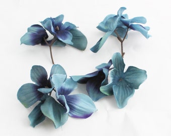 FOUR Blue Hydrangea Clusters | Artificial Hydrangea | Wedding | Millinery Flowers | Flower Crown | Small Hydrangea | The Blue Hutch HY316