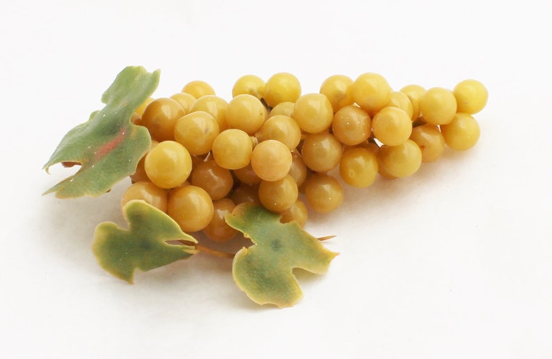 Vintage Gold Grapes Artificial Grapes Bunch Millinery Fruit Kitchen Fruit Bowl Filler Faux Grapes for Crafts Floral Fruit G523 image 1