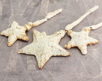 3 Vintage White Rusty Metal Stars | Primitive Christmas Picks | Scrapbook Supplies | Winter Crafts | Shabby Chic Star Embellishment