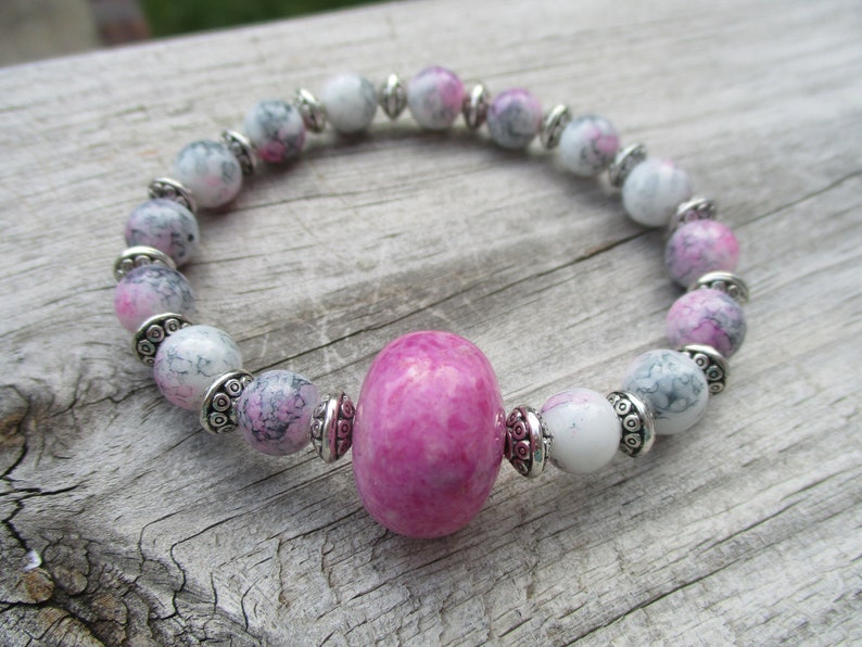 Unique bracelet Handmade bracelet Pink bracelet Stretch bracelet Beaded bracelet Unique gifts