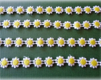 Daisy Venice Lace Trim, White / Yellow, 1/2" inch wide, 1 Yard, For Dolls, Apparel, Home Decor, Accessories, Costumes, Victorian Crafts