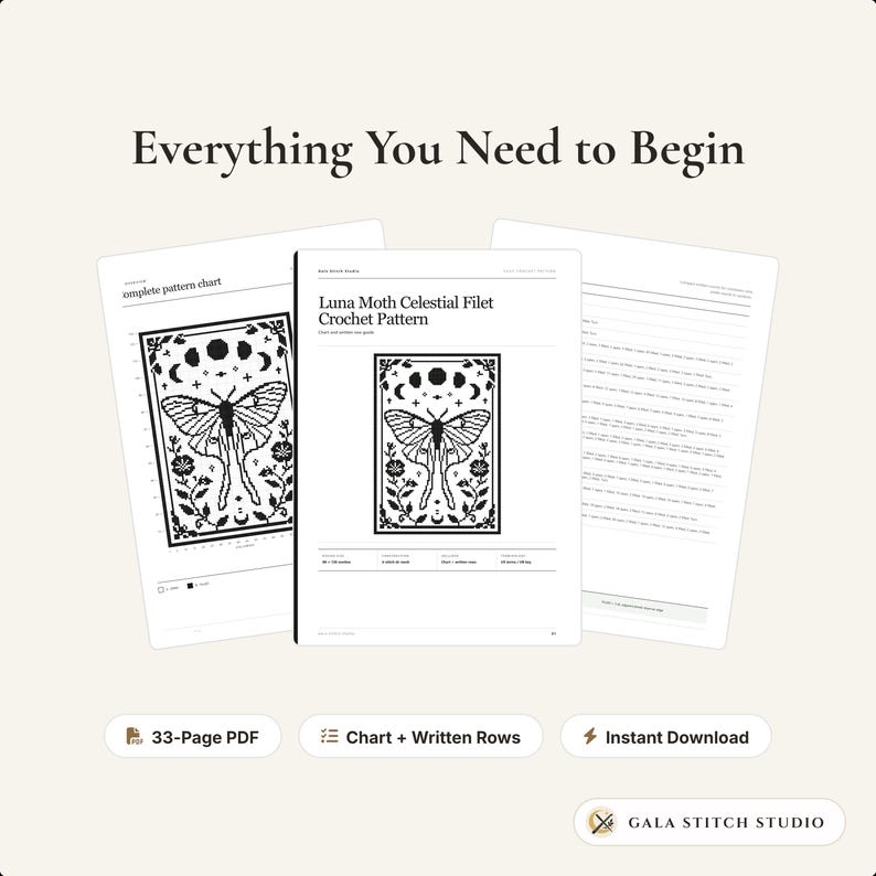 Op de afbeelding: Een 33-pagina tellend PDF-haakpatroon getiteld Luna Moth Celestial Filet Crochet Pattern. Het document bevat een compleet patroondiagram, uitgeschreven rijen en een afbeelding van een maanspinner omringd door hemelse elementen zoals manen.
