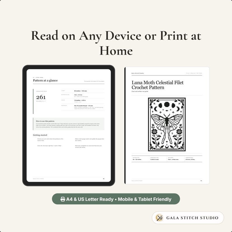 Op de afbeelding: Een digitaal Luna Moth Celestial filet haakpatroon weergegeven op een tablet en een geprinte pagina. Het document bevat een overzicht, technische specificaties en een grafische illustratie van een mot met hemelse motieven. Tekst: Read on Any Device or Print at Home, A4 & US Letter Ready &bull; Mobile & Tablet Friendly, Gala Stitch Studio.