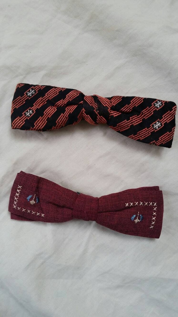 Two vintage bow ties , maroon bow ties , pink bow 