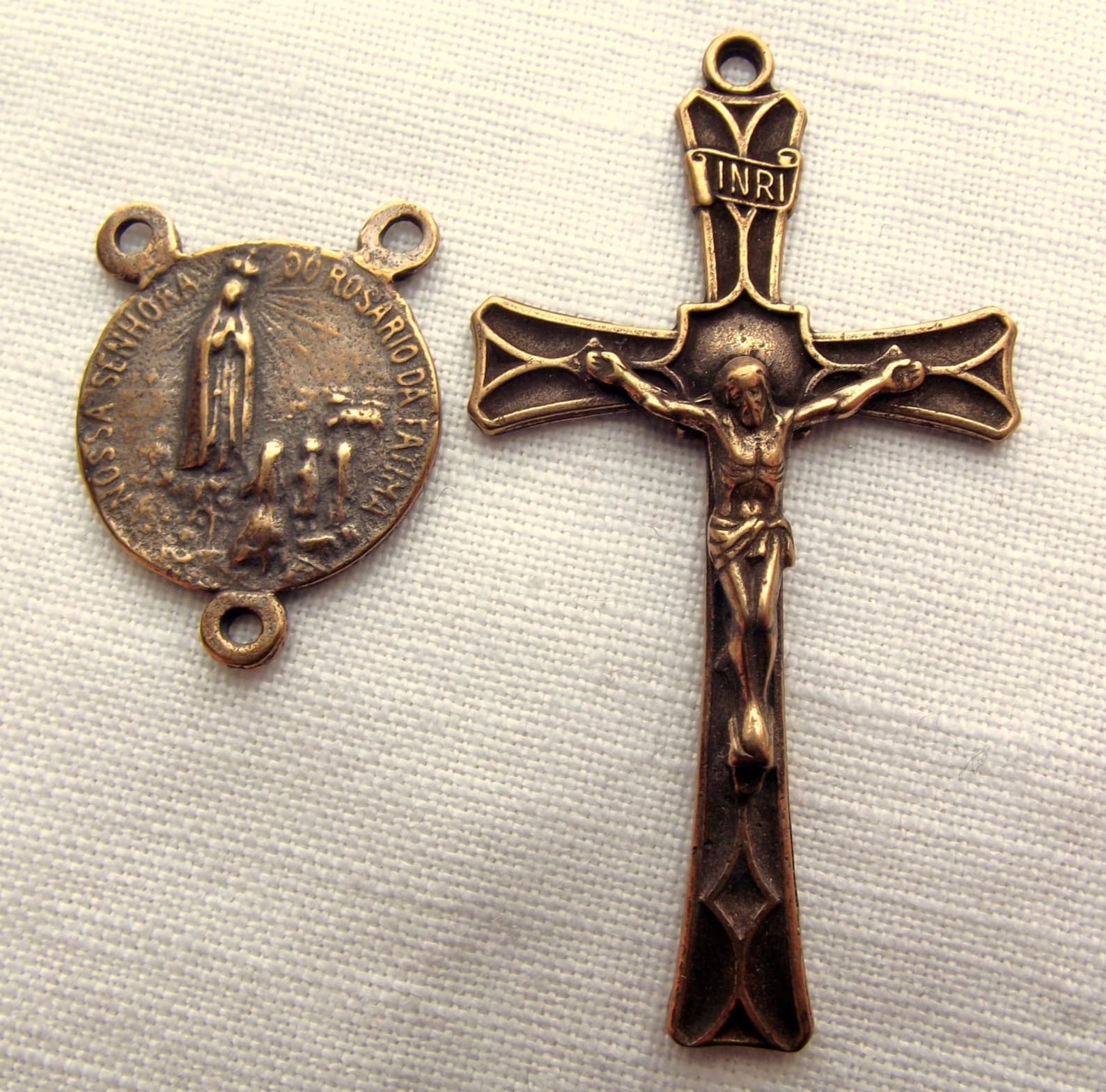Bronze Our Lady of Fatima Center &amp; Crucifix Set - Etsy
