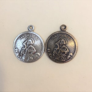 Medalik katolicki Św. Marka Ewangelisty Różaniec Części Części Fałszywe Vintage Antyczne VP1398