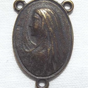 Bronze Blessed Virgin Mary Centerpiece Center