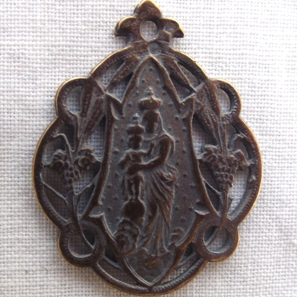 Bronze Our Lady of Victory Medal