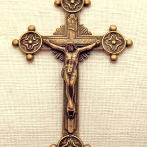 Crucifix Circles & Points Small Catholic Rosary Supply Part