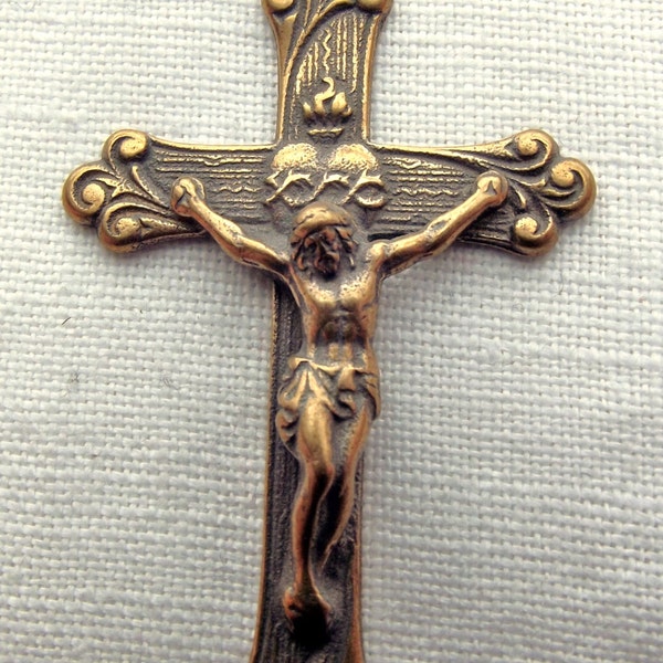 Crucifix with Sacred Heart & Scrolls