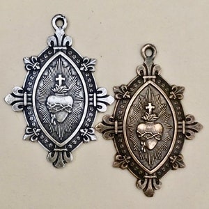 Sacred Heart With Fleur De Lis