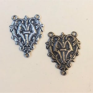 Catholic Heart Center Centerpiece