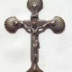 Bronze St. Saint James Shell Crucifix with Hearts