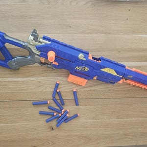 NERF N-Strike Longstrike CS-6 Blaster Rifle W/ Mag 11 Darts GUC Hasbro