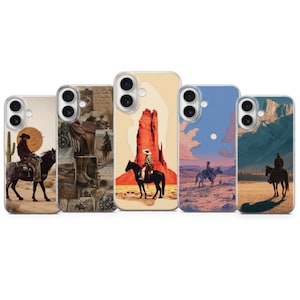 Könnte beinhalten: Fünf transparente Handyhüllen mit Western-Motiven. Die Hüllen zeigen verschiedene Illustrationen von Reitern auf Pferden, Wüstenlandschaften, roten Felsformationen und eine Collage aus Cowboy-Bildern, einschließlich Stiefeln und Sätteln.