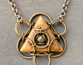Handgefertigter Anhänger aus Stein und Bronze mit Schlüsselmotiv von Coheed and Cambria
