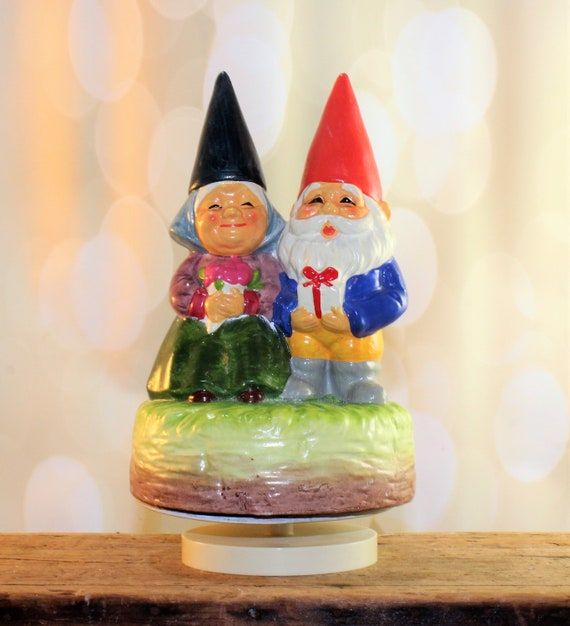 1970s Music Box, Christmas Gnomes, Santa Mrs. Claus, Chalkware, Vintage Christmas, Retro, Kitsch, Kitschmas, Garden Gnome Il_570xn