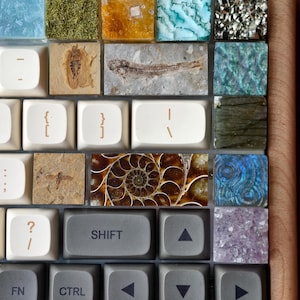 Crystal Mineral Keycaps: Blue Series — Custom Mechanical Keyboard Keycap Set (OEM Profile)