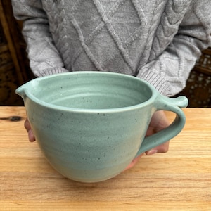 Batter bowl - pottery bowls -handmade - ceramic - mixing bowl - kitchen gifts