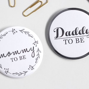 2.25&quot; Round  Mommy To Be - Daddy To Be Pinback Button