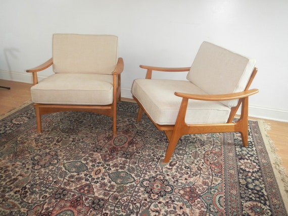 Danish outlet accent chair