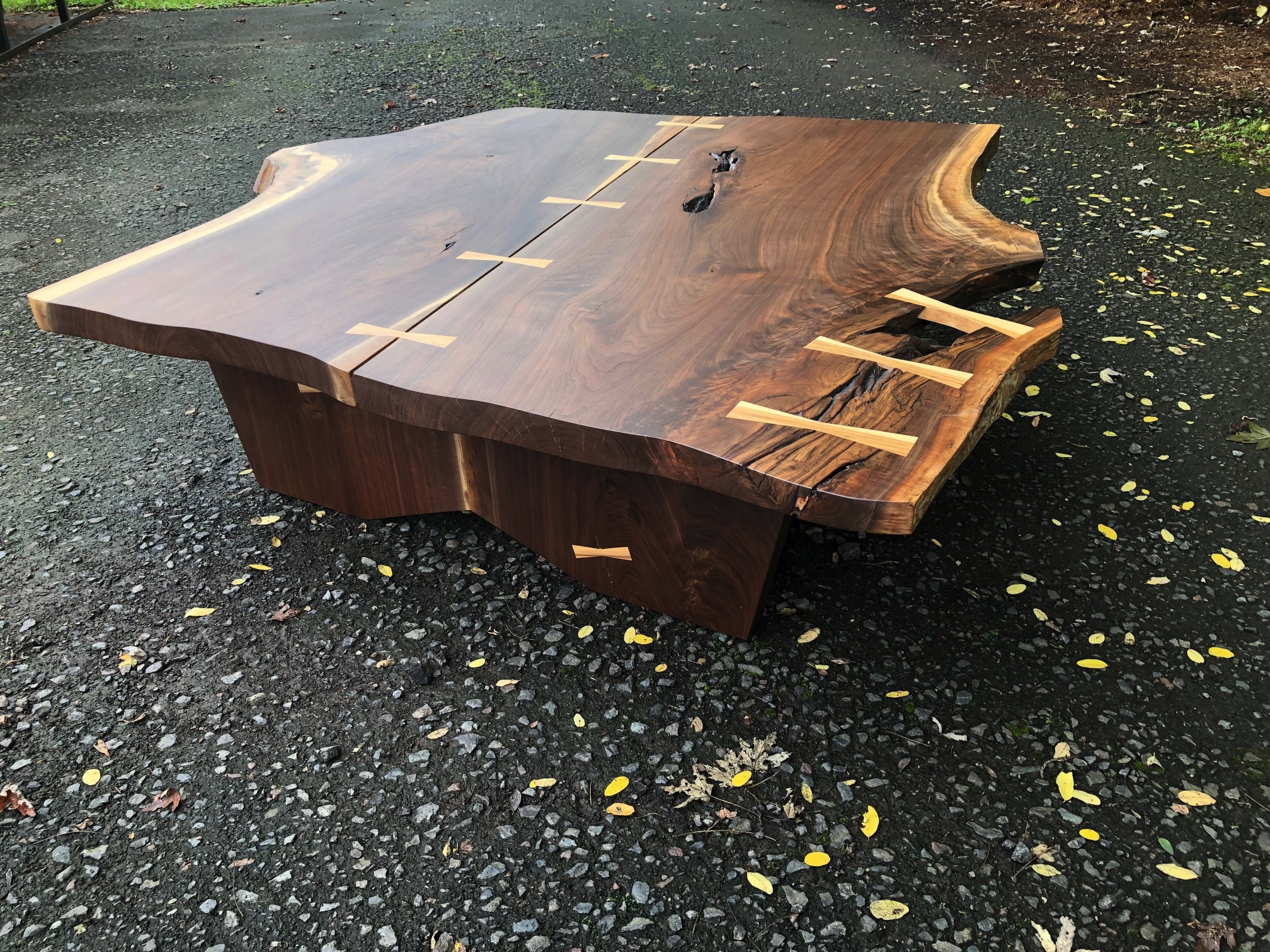 Live Edge Walnut Coffeetable - George Nakashima Style Table - Mid