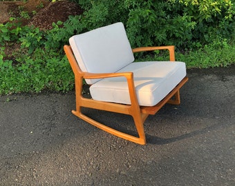 Mid Century Modern Lounge Chair / Accent Chair / Selig / Danish Modern Lounge Chair / Rocking Chair / Kofod Larson