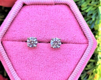 Women's 14k White Gold Solitaire Stud Earrings: 1 Carat Round Moissanite Diamonds