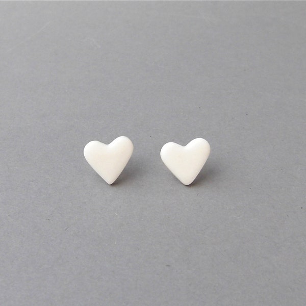 Coeurs de poste boucles d’oreilles, boucles d’oreilles coeurs blancs, elagant haerts boucles d’oreilles, valenitines jour