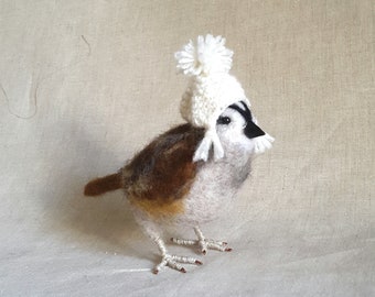 Needle felted birds, Felted birds in a hat Felted Animals White throated sparrow Needle felted sparrow Handmade Needle felted toys Wool toys