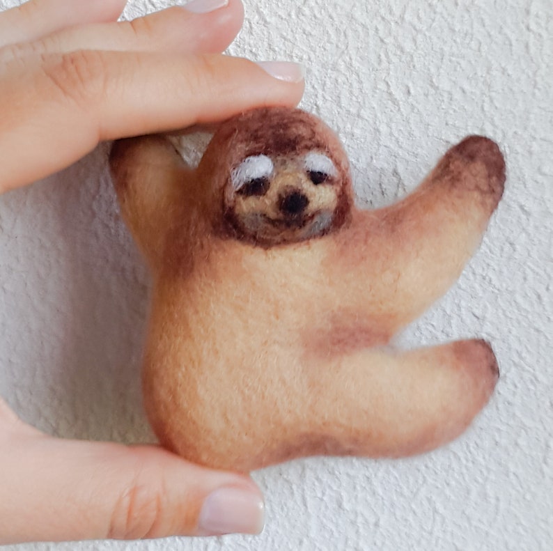 Sloth brooch Sloth Pin Felt brooch Hanging Sloth Animal pin Sloth jewellery Gift brooch Sweet Sloth image 9