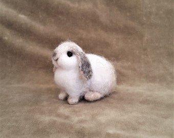 Bunny Felt toy Handmade Doll Soft Sculpture Needle Felted Wool Animals rabbit Felting art toy  Felted Bunny