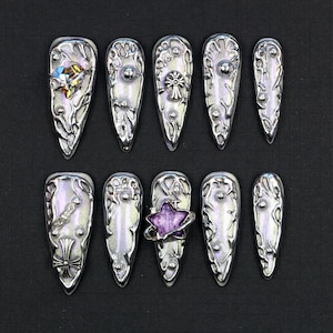 Gothic Stiletto Press On Nails: 3D Silber Katzenauge Punk Rock Nail Art