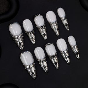 Gothic Stiletto Press On Nails: 3D Silver Punk Rock False Nails