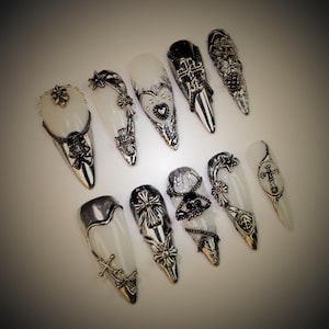 Gothic Stiletto Press On Nails: 3D Silver Punk Rock False Nails