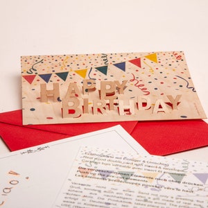 3 biglietti pop-up in legno con buste – Buon compleanno
