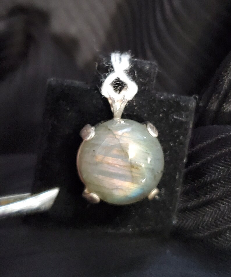 Flashy Round Labradorite Sterling Silver Pendant