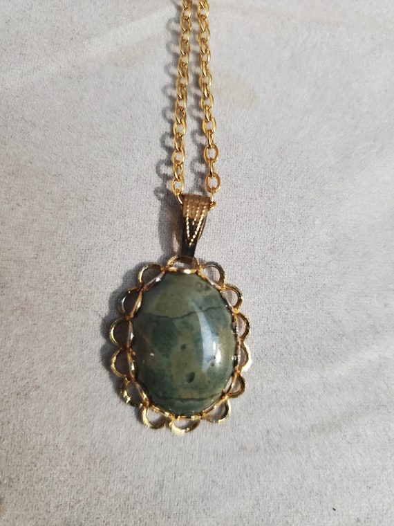 Green Jasper in Lace Edged Mounting