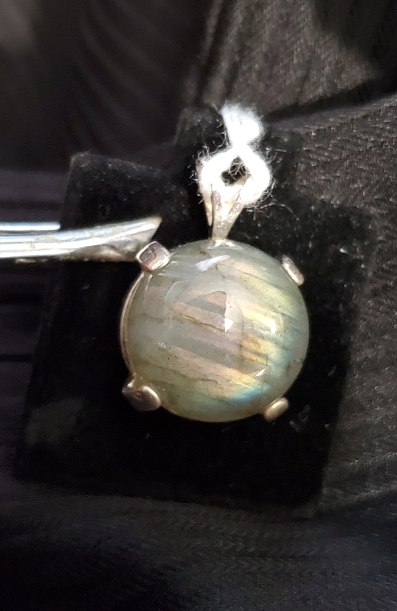 Flashy Round Labradorite Sterling Silver Pendant