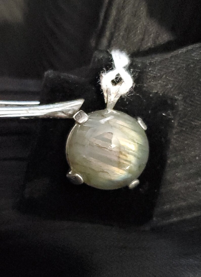Flashy Round Labradorite Sterling Silver Pendant