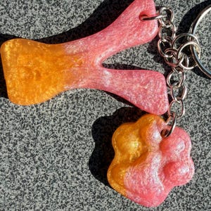 Personalized Resin Letter Keychain, Custom Initial Keyring with Cute Paw Charm, Pink and Gold Ombre Dog Mom Gift, Bag Accessory