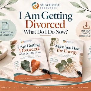 Puede incluir: Dos guías digitales tituladas I Am Getting Divorced: What Do I Do Now? y When You Have the Energy. Las portadas presentan imágenes botánicas, una pluma estilográfica y el logotipo de SM Schmidt Resources, como descarga digital instantánea.