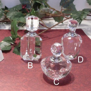CHOICE Oleg Cassini Signed NOS Crystal Perfume Bottle