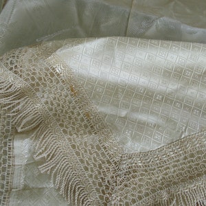 Damask Wedding Bedspread Coverlet for a Full or Double Bed, Beautiful Bed Covering, Wedding, Anniversary, Mother&#39;s Day Gift