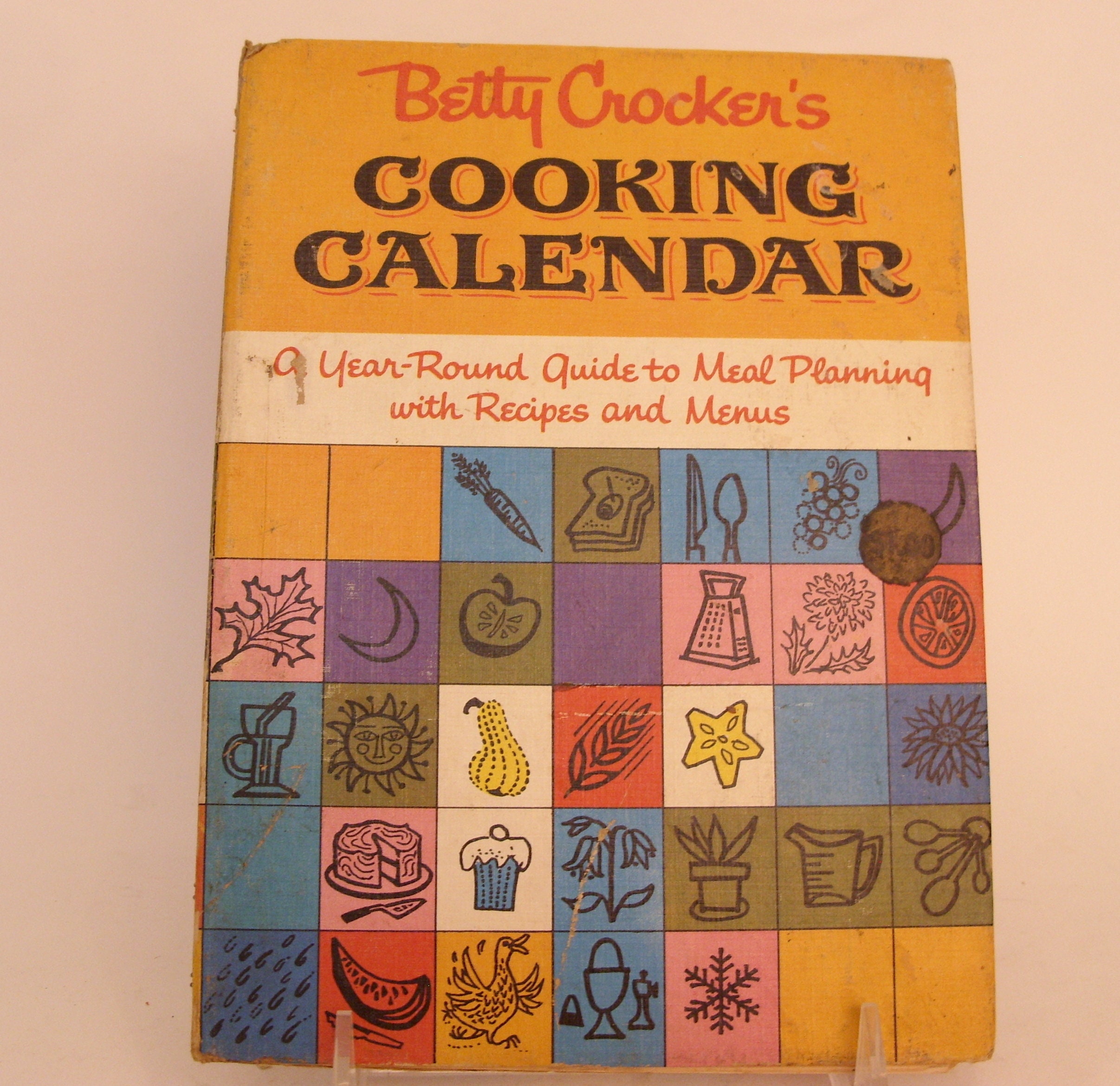 Free Betty Crocker 2022 Calendar By Mail Betty Crocker's Cooking Calendar Cookbook A Year Round | Etsy Denmark