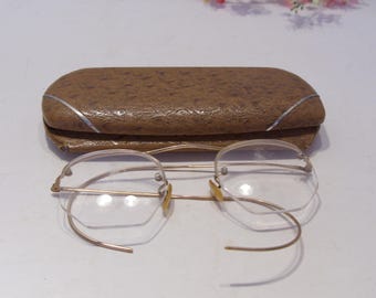 Vintage 12KT Gold Filled Wire Rim Eyeglasses With Case (AS  display picture 3