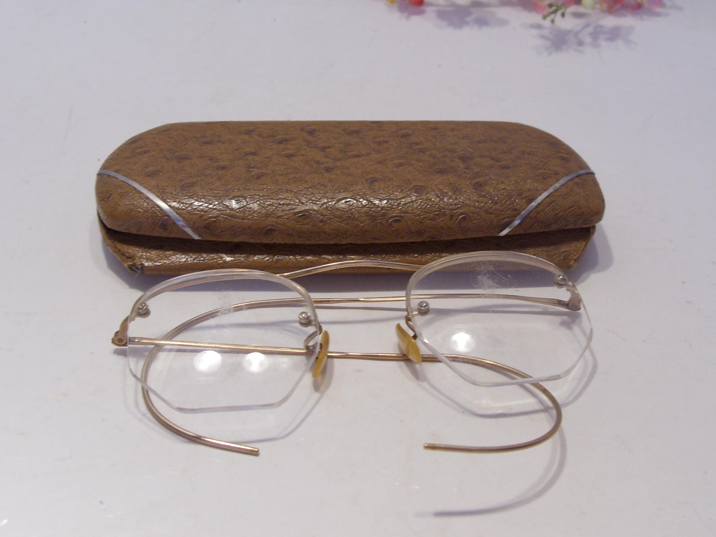 Vintage 12KT Gold Filled Wire Rim Eyeglasses With Case (AS 
