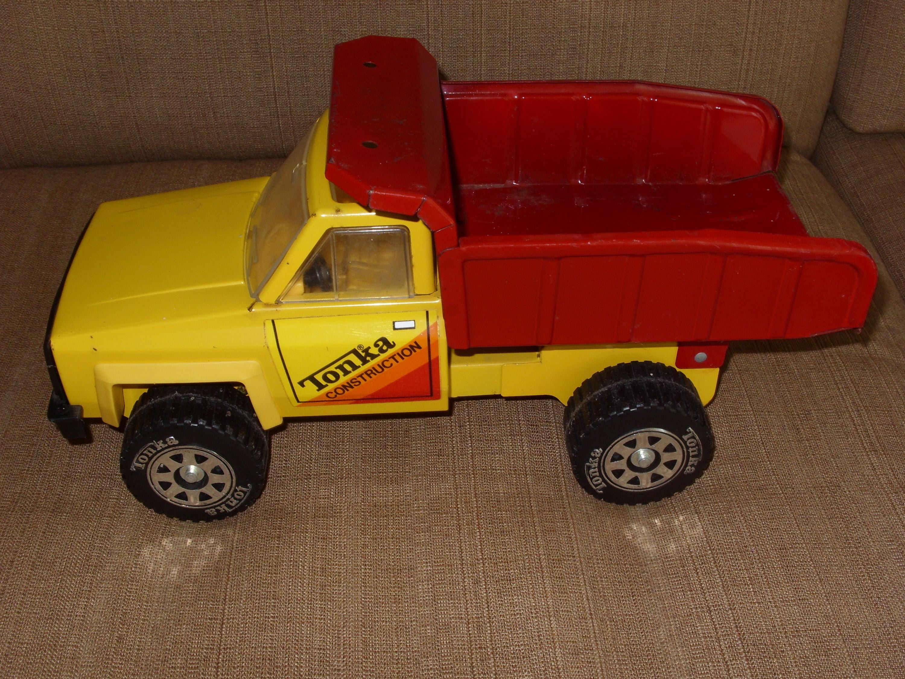Tonka Construction Dump Truck 1983 Yellow and Red Tonka Dump