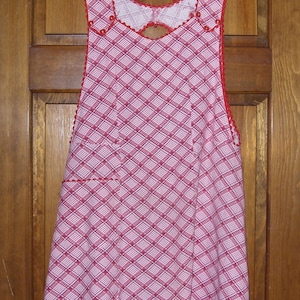 Bib Style Over the Head 1950&#39;s Vintage Red and White Cotton Apron with Red Rick Rack Trim One Pocket on the Side Vintage Kitchen Accessory